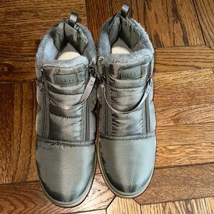 UGG Women's Lakesider Zip Puff Ankle Boot